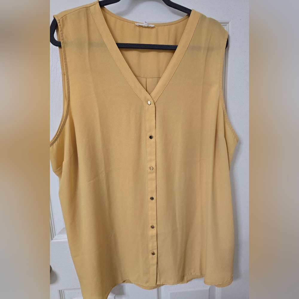 Madison Solid Button Down Tank Top